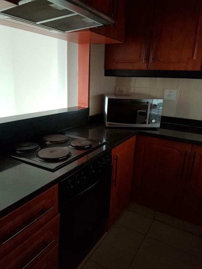 Durban Beach Getaway - Summersands, Inverter For Load Shedding, Free Wifi & Free Parking Екстер'єр фото